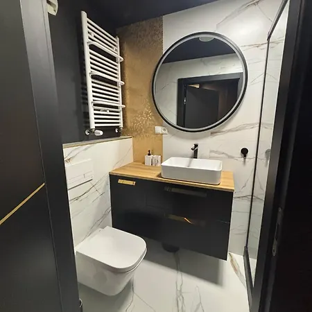 Lux Old Town - Plac Wolnosci 6 *